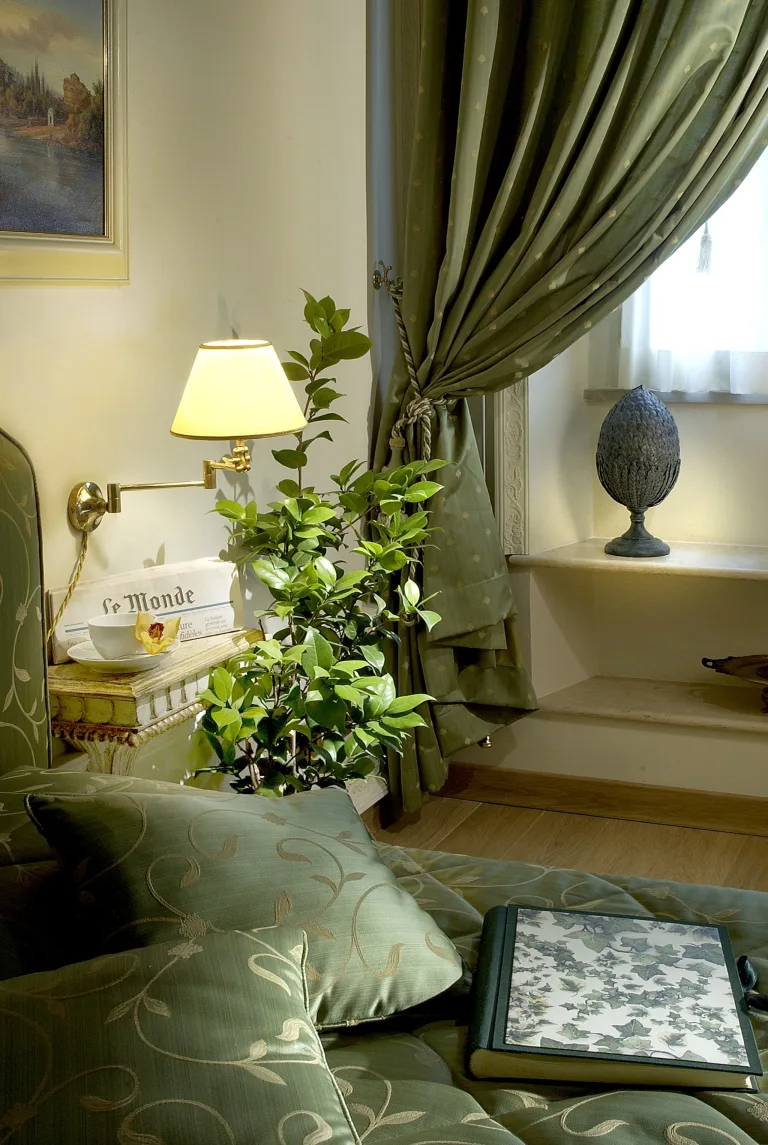 Suite Hedera